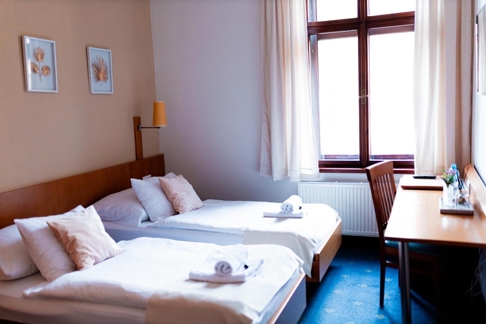 Hotel Apollon Litoměřice Dış mekan fotoğraf