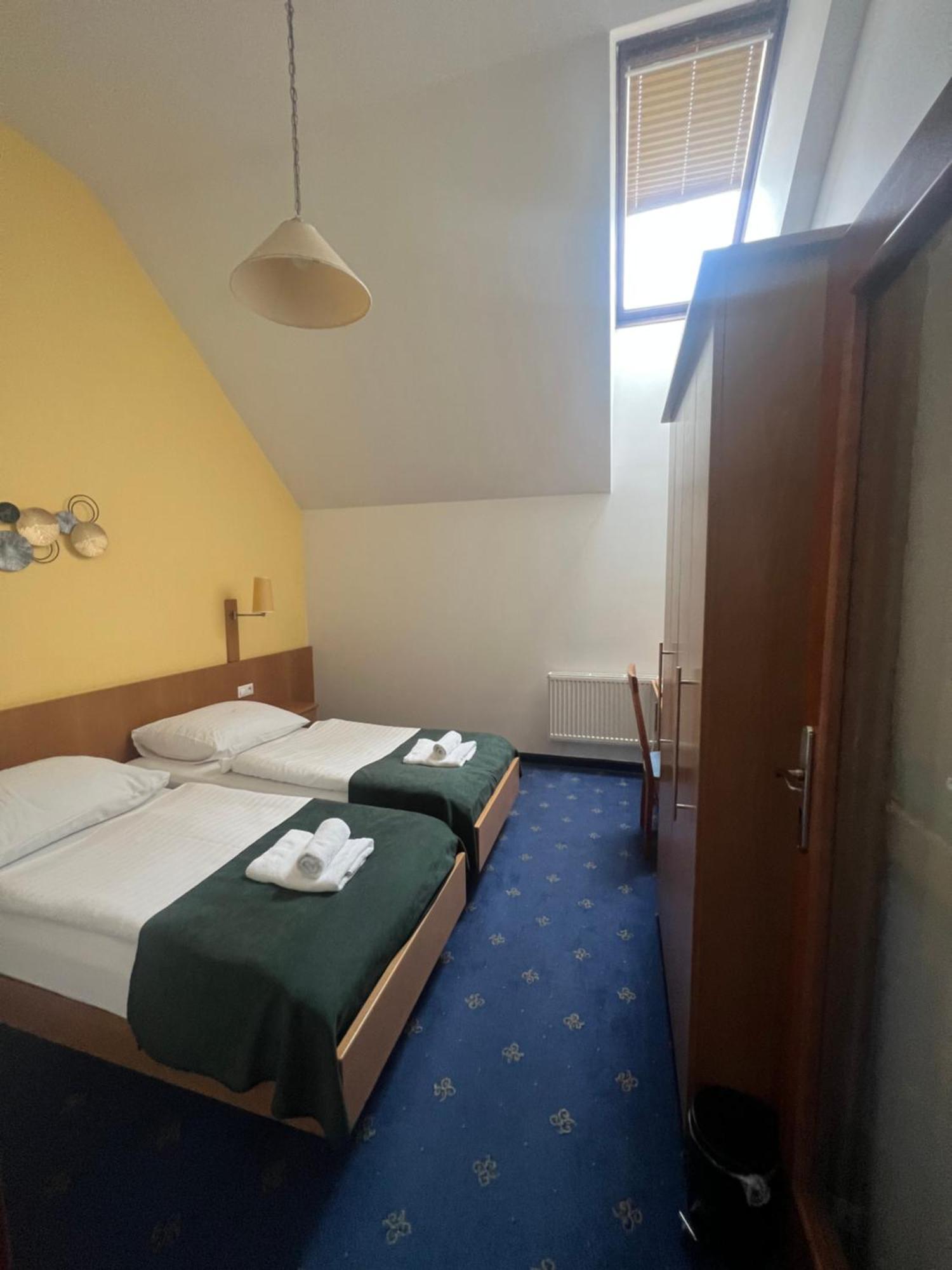 Hotel Apollon Litoměřice Dış mekan fotoğraf